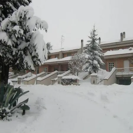 Bed & Breakfast Casa Claudia 3*