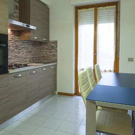 Casa Claudia 3*